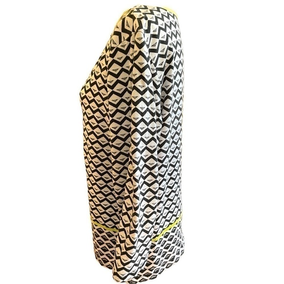 LARA Lane ladies top, size XL, embellished, cotton/spandex, very good condition - Picture 4 of 4